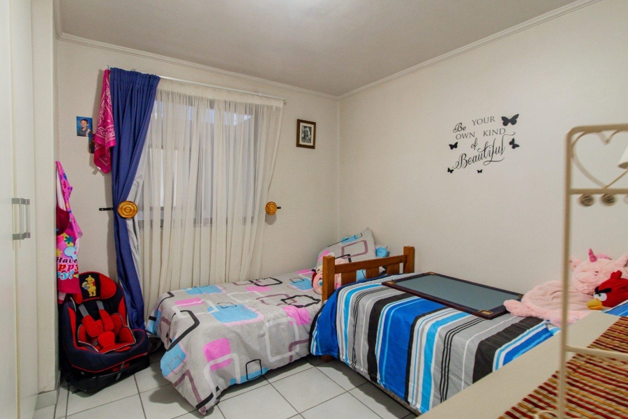 2 Bedroom Property for Sale in Gansbaai Central Western Cape